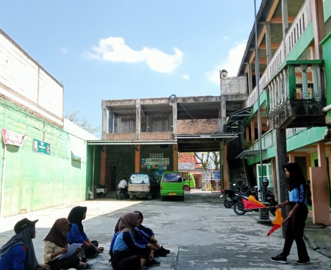 Membangun Keterampilan Siswa